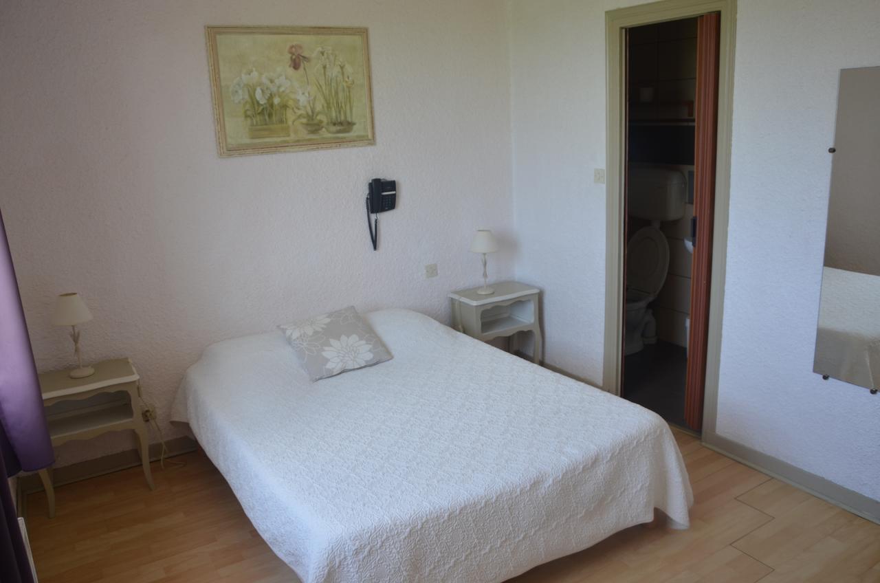 Hotel Le Week-End Plouider Экстерьер фото